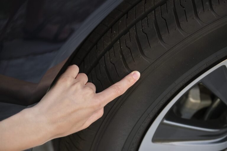 Lire les dimensions d&rsquo;un pneu : 205/55 R16 91V expliqué